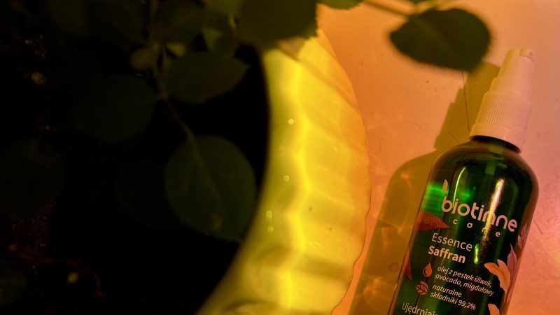 Biotinne Care Essence Saffran – ujędrniająco-odżywczy olejek do ciała
