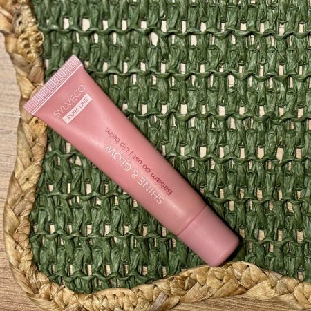 Sylveco – Balsam do ust Shine and Glow – czy naturalna pielęgnacja może dawać efekt zdrowego blasku?